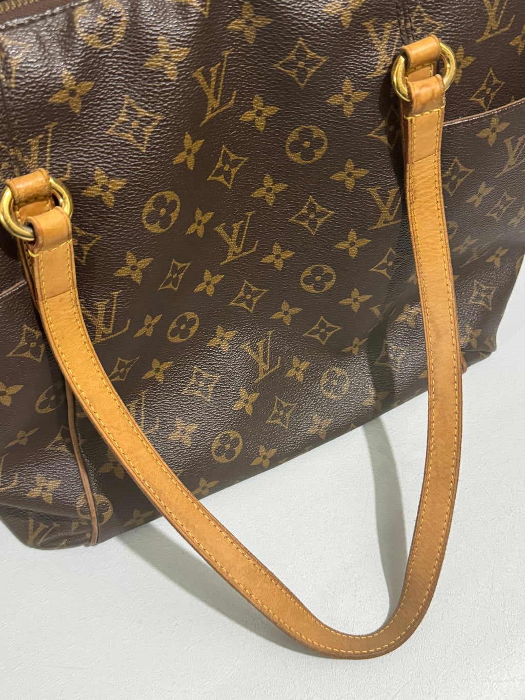 Louis Vuitton 2011 Monogram Totally MM Tote Bag