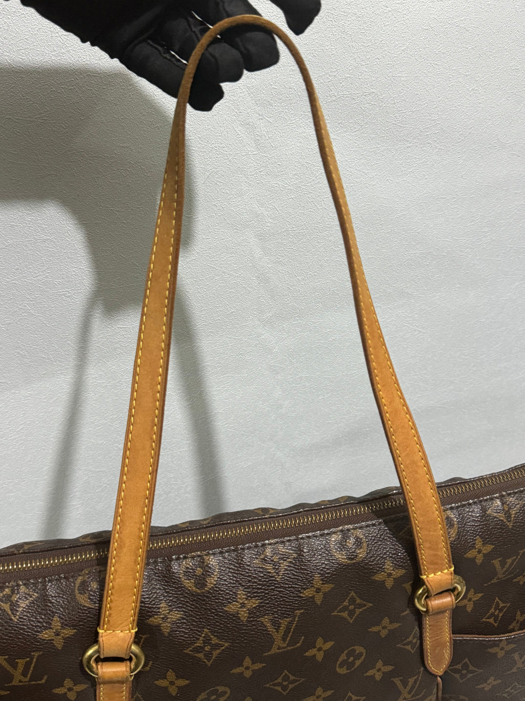 Louis Vuitton 2011 Monogram Totally MM Tote Bag