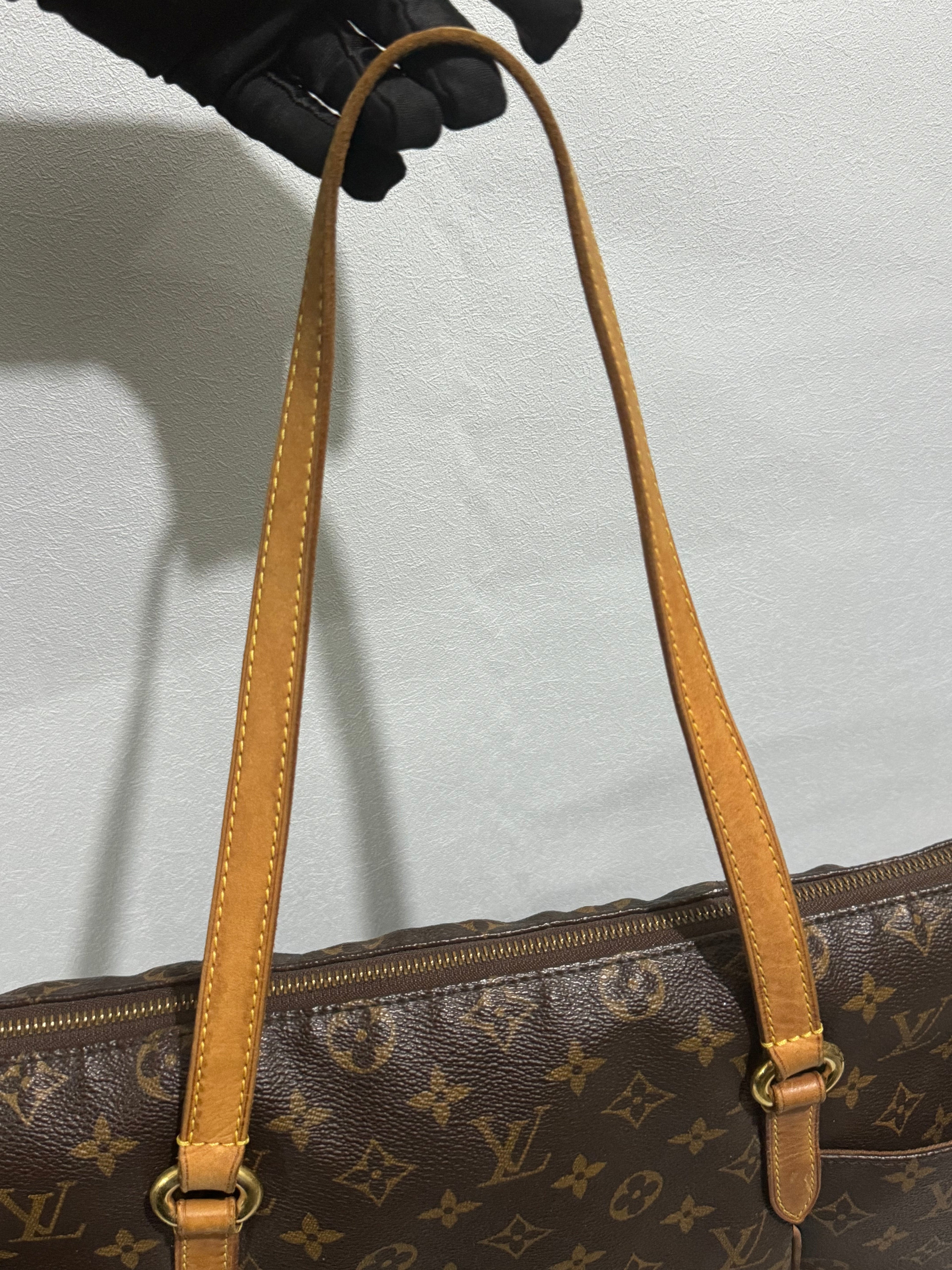 Louis Vuitton 2011 Monogram Totally MM Tote Bag