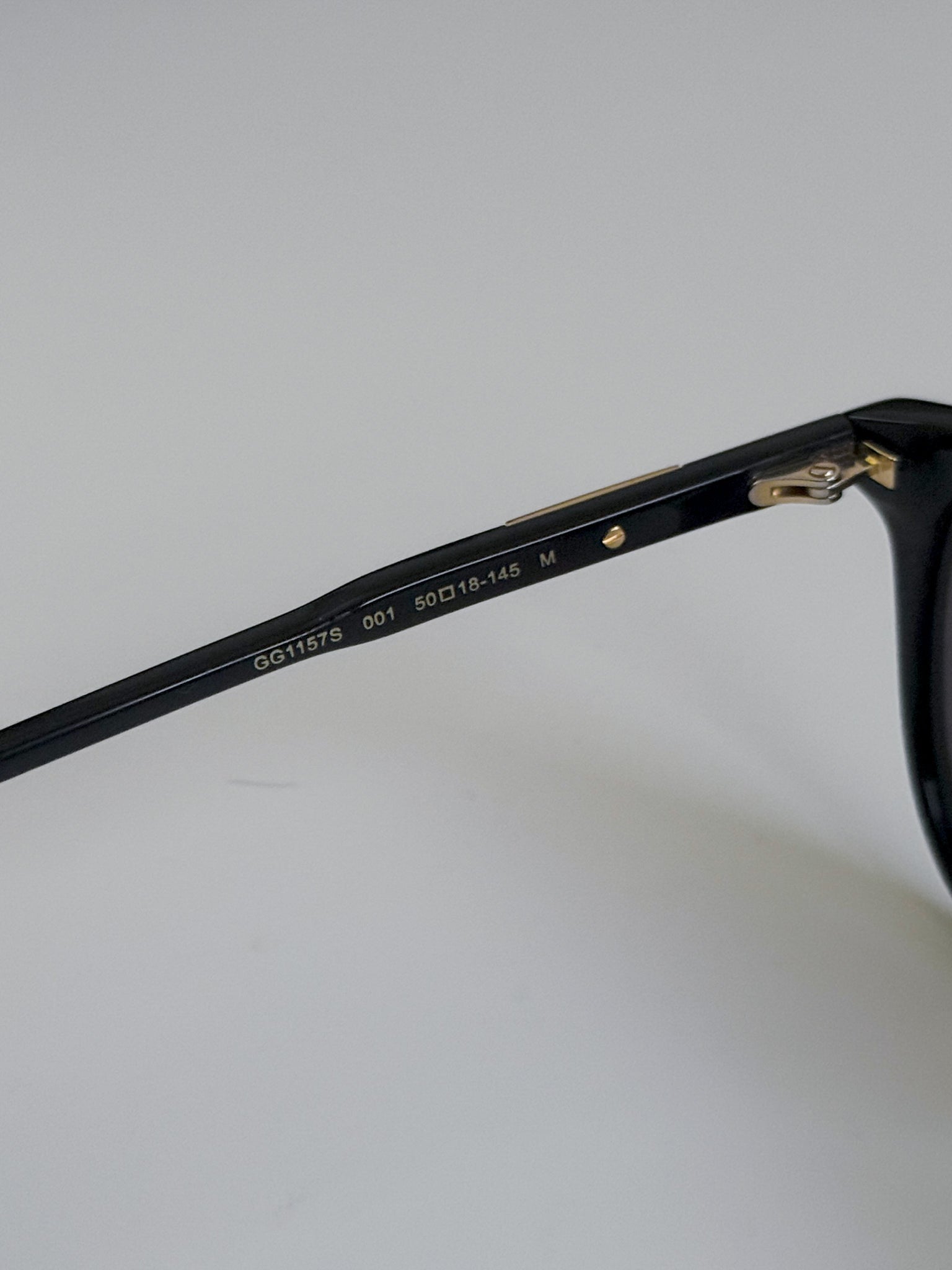 Gucci Eyewear - Sunglasses / Shades Size 51
