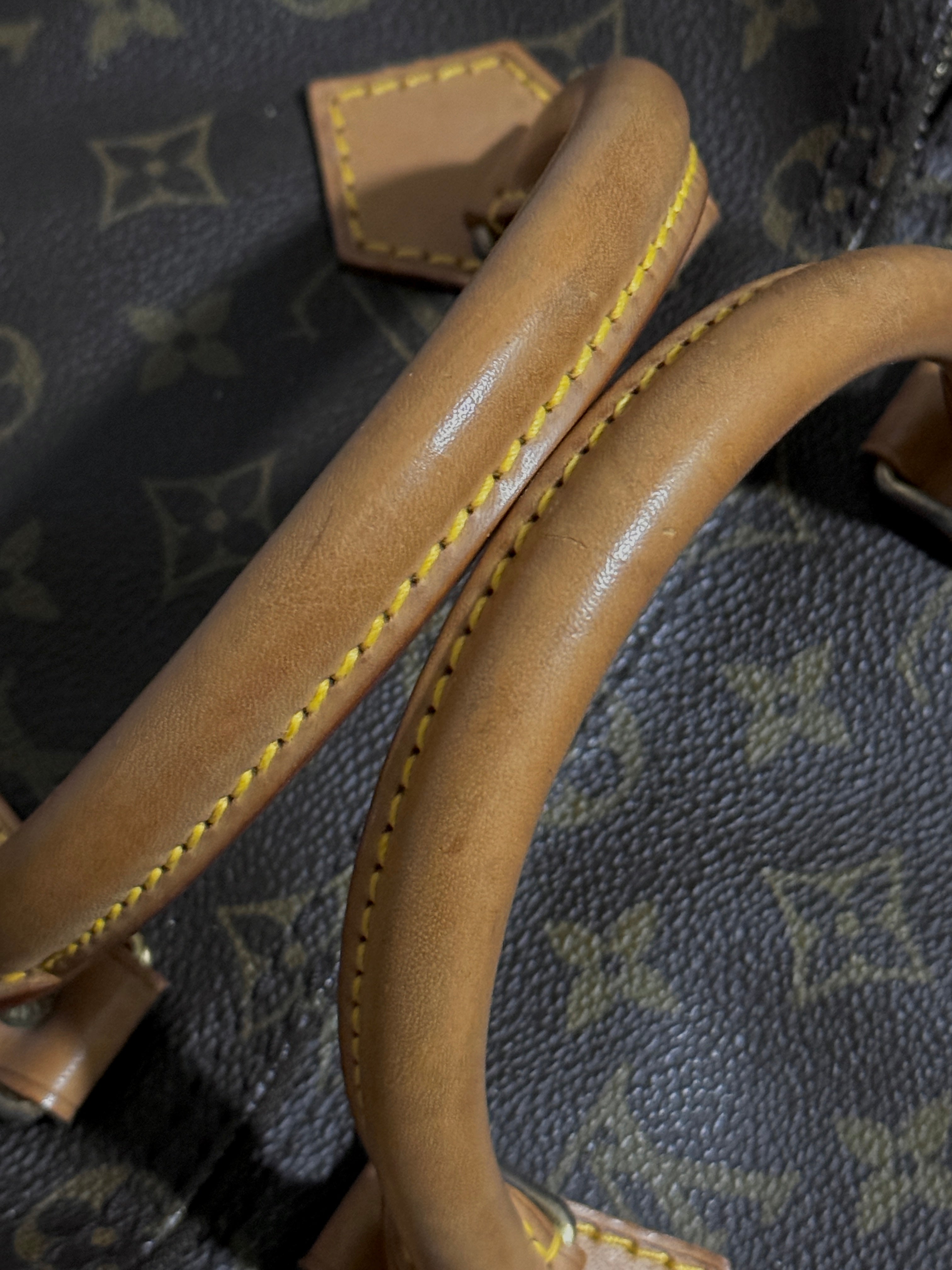 Louis Vuitton 1993 Monogram Canvas Speedy 35 Handbag