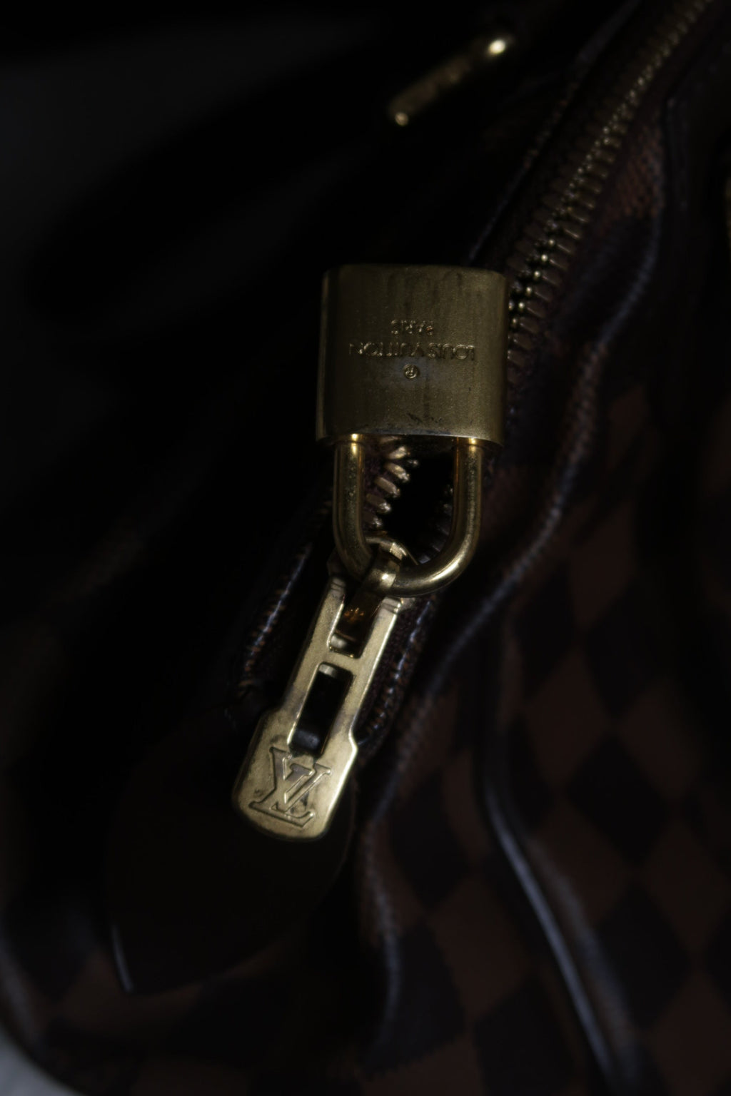 Louis Vuitton 2010 Damier Ebene Verona PM Handbag