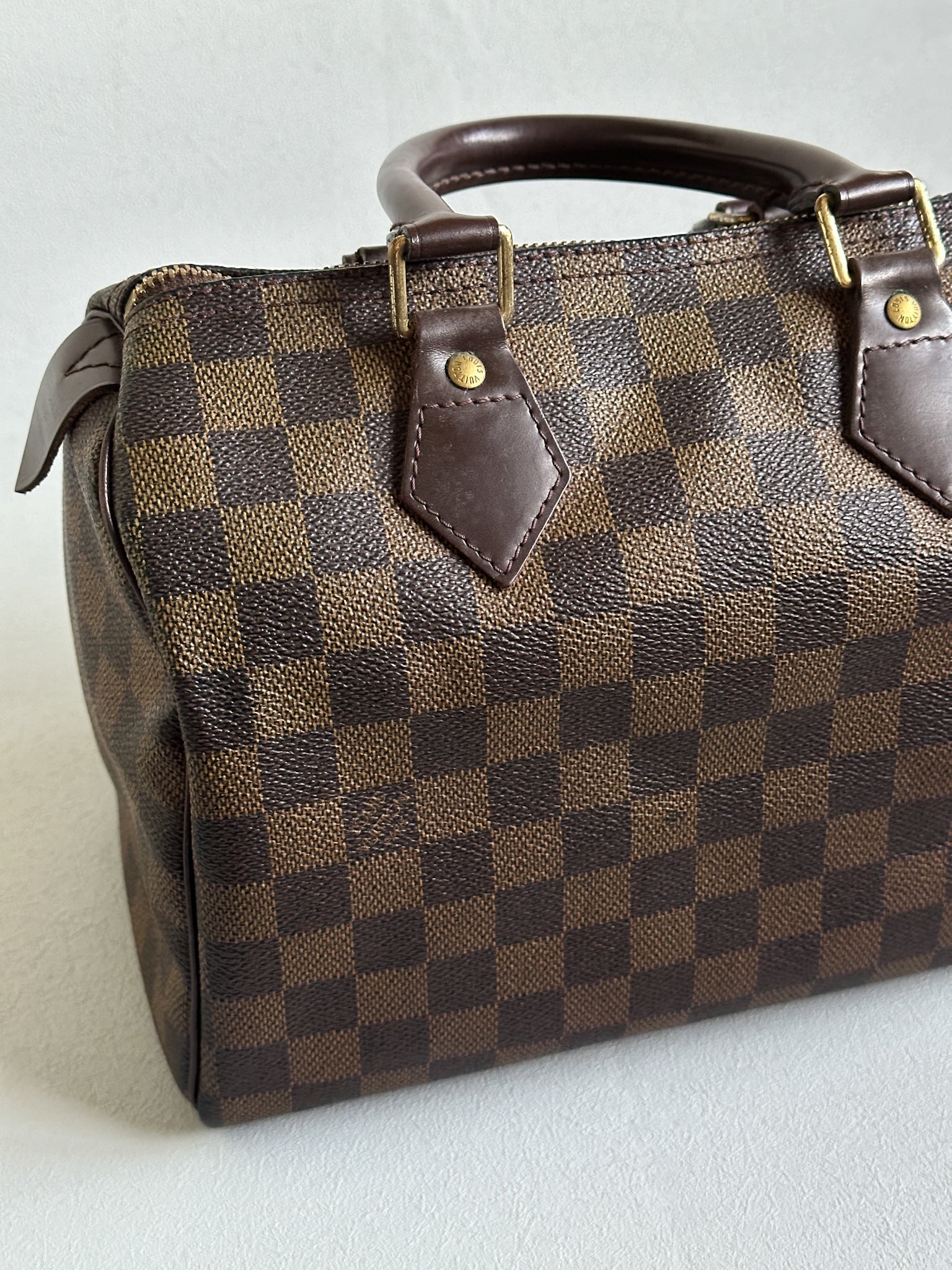 Louis Vuitton 2007 Damier Ebene Canvas Speedy 25 Handbag