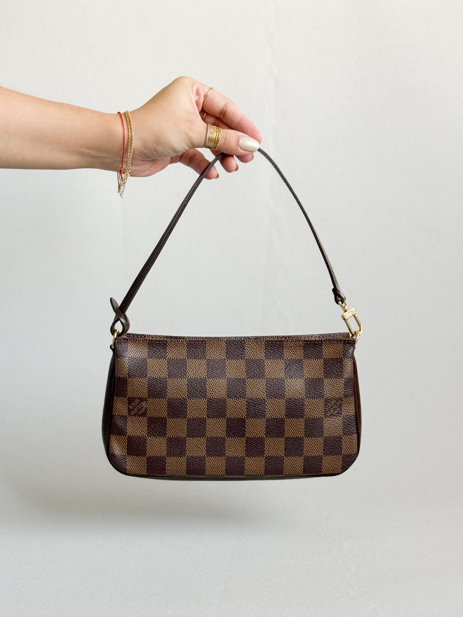 Louis Vuitton 2002 Damier Ebene Navona Pochette Handbag