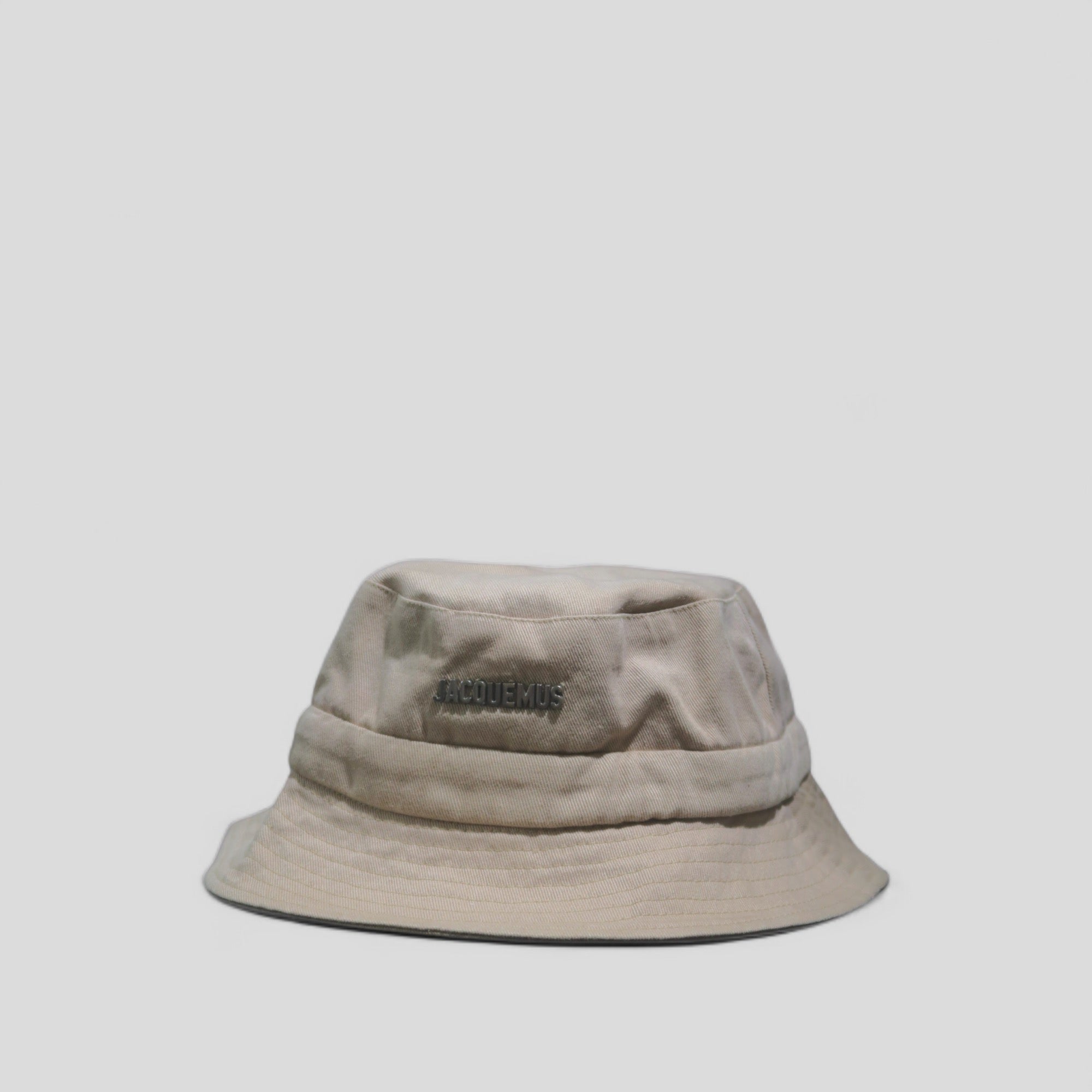 Jacquemus Le Bob Gadjo Beige Bucket Hat