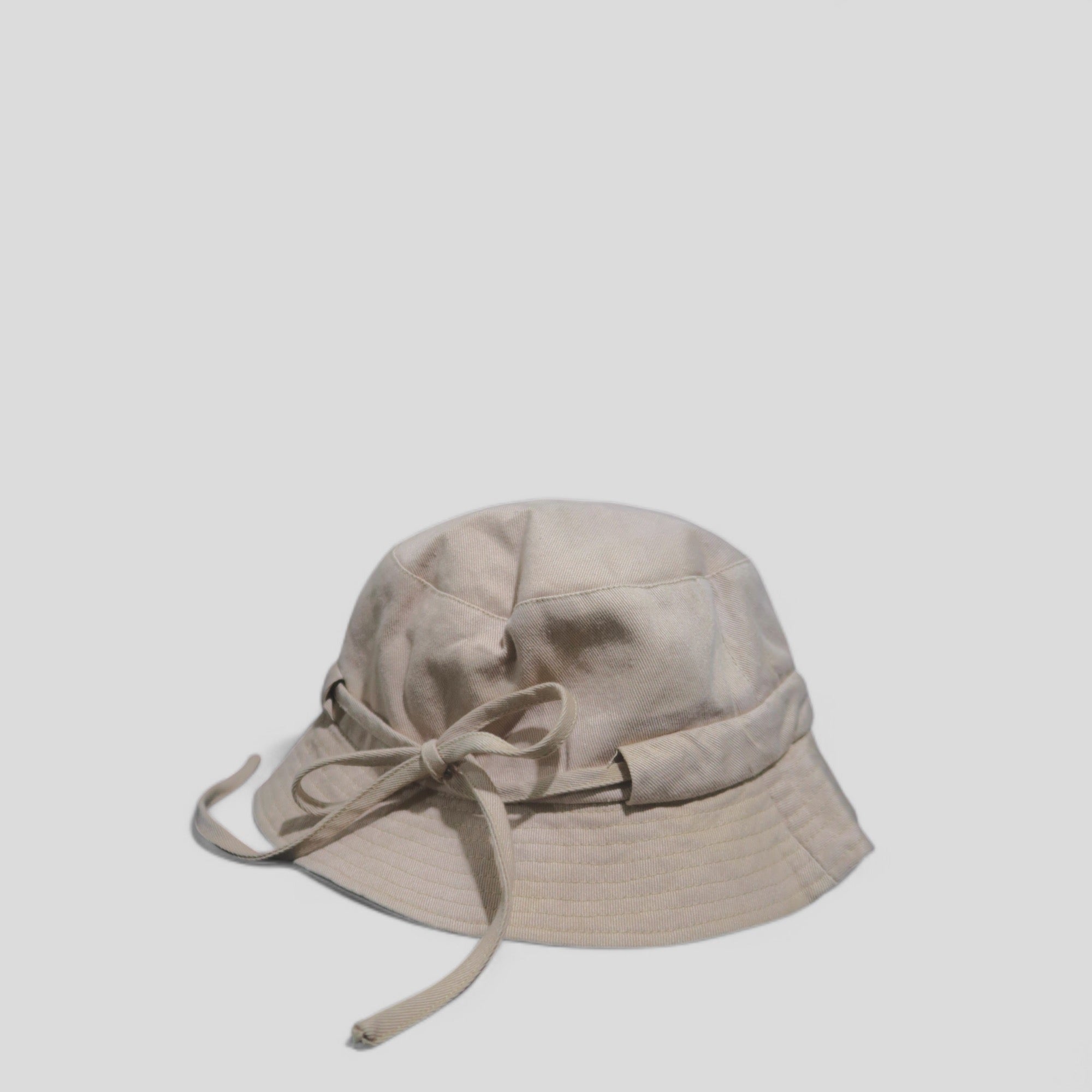 Jacquemus Le Bob Gadjo Beige Bucket Hat