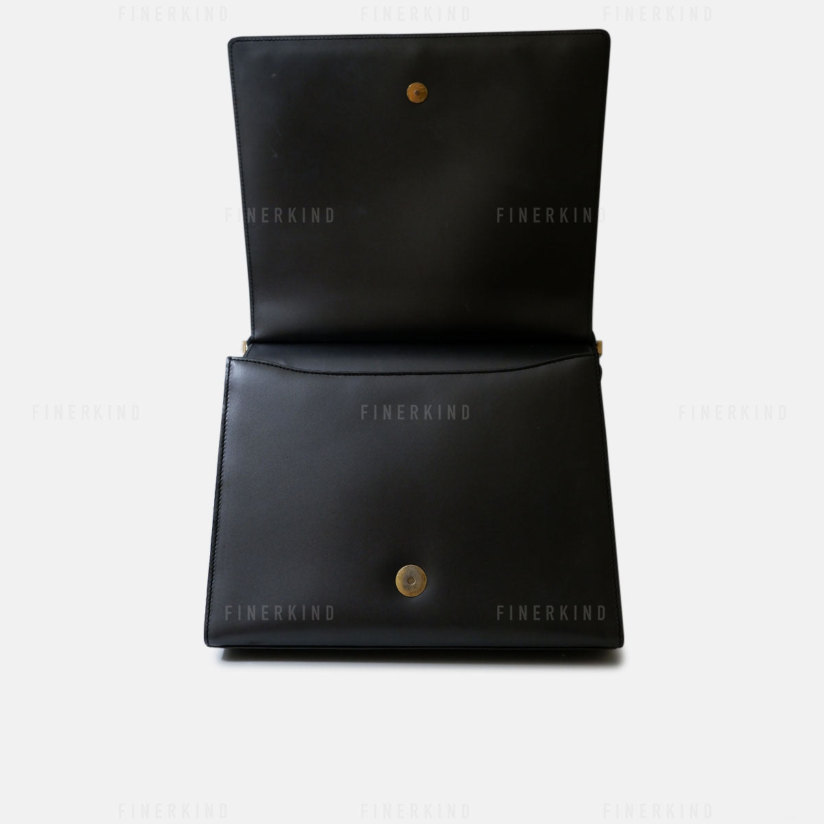 Gucci Vintage Black Leather and Gold Hardware Shoulder Bag