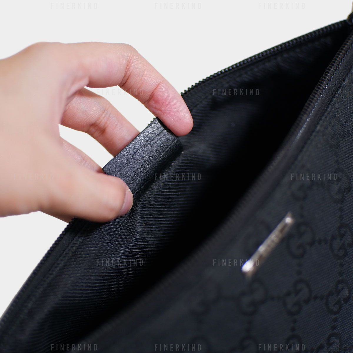 Gucci GG Black and Cream Boat Pochette Bag
