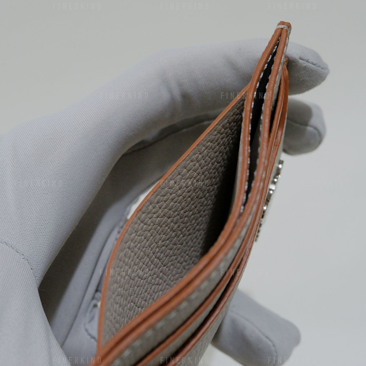Loewe Anagram Plain Cardholder in Pebble Grain Calfskin