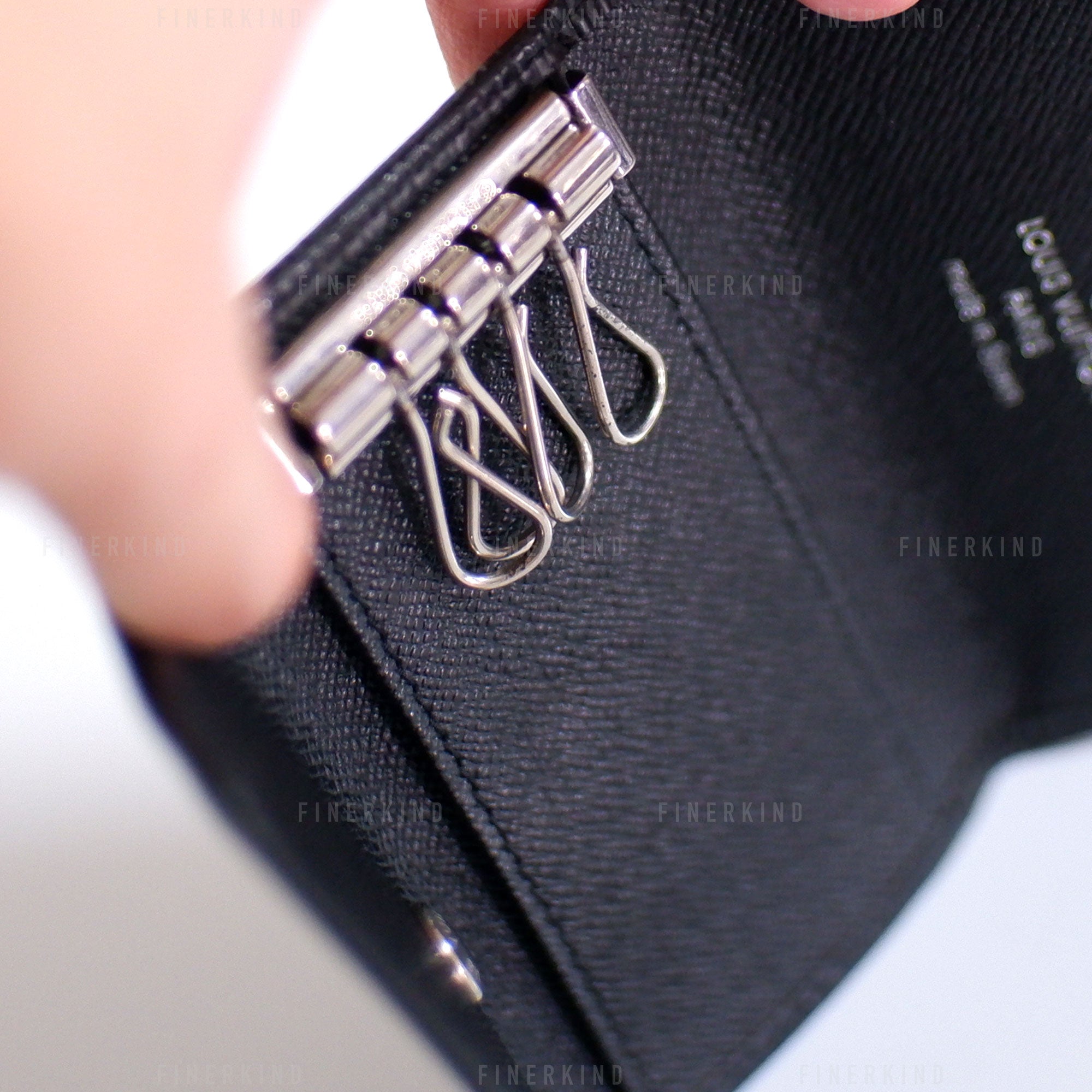 Louis Vuitton 2007 Epi Leather Multicles Key Case Black