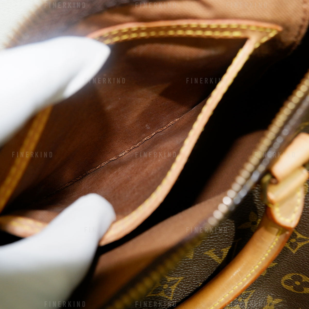 Louis Vuitton 1993 Monogram Canvas Speedy 35 Handbag