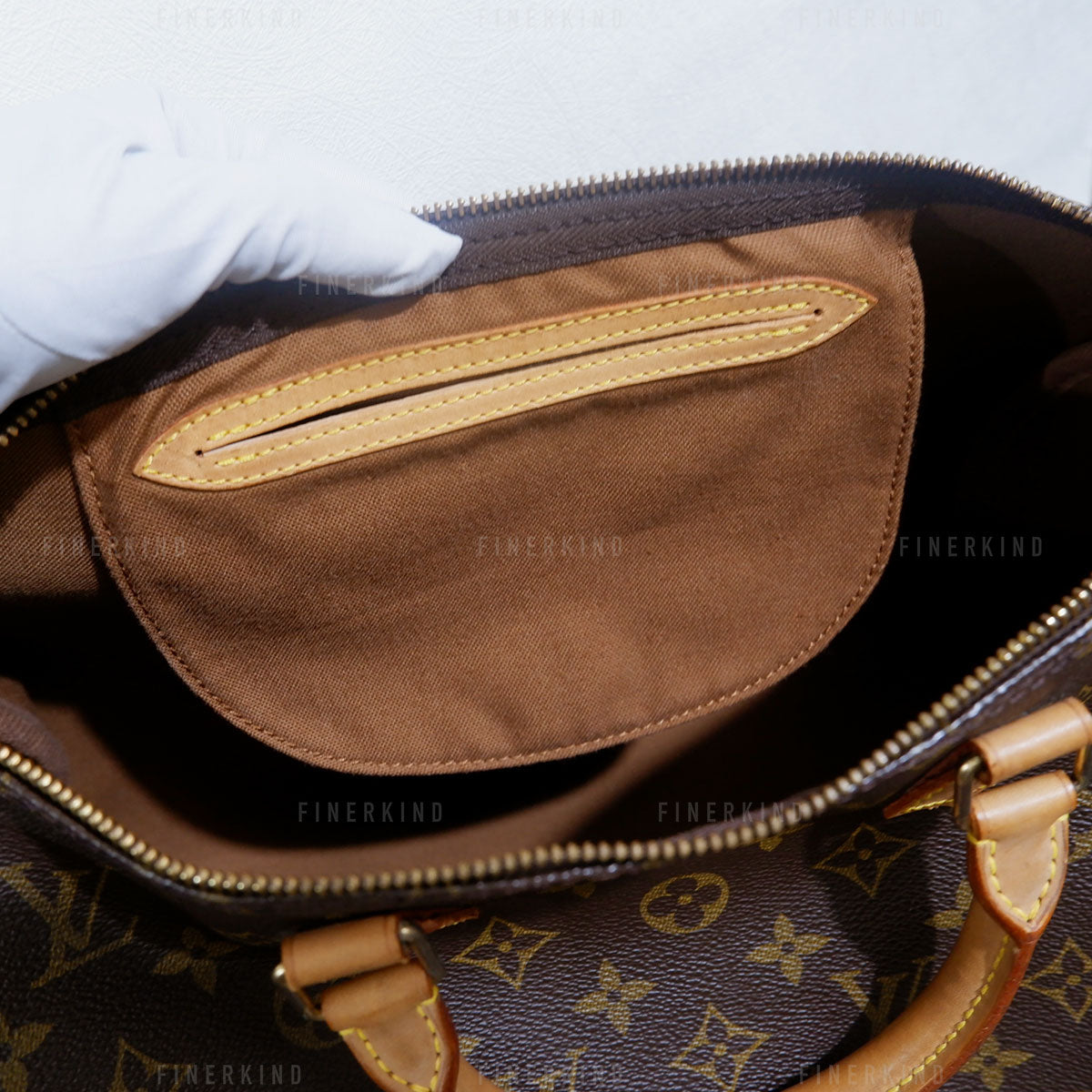 Louis Vuitton 1993 Monogram Canvas Speedy 35 Handbag
